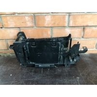 Подставка под аккумулятор Opel insignia 1 13448185