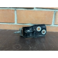 Петля крышки багажника Opel insignia 1 13246509