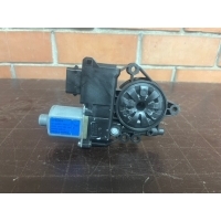 Моторчик стеклоподъемника Hyundai i40 1 834503Z010