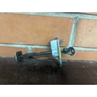 Ограничитель двери Hyundai i40 1 12345