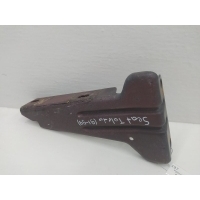 Кронштейн крепления бампера переднего Seat Toledo (1991-1999) 1996 1L0807114