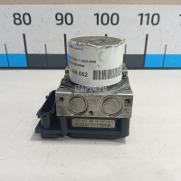 Блок ABS (насос) Renault Megane II (2003 - 2009) 8200038695