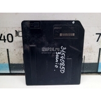 Блок предохранителей Renault Megane II (2003 - 2009) 8200481866