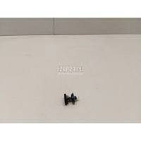 Крепеж (клоп) VAG Caddy III (2004 - 2015) 7L6868243