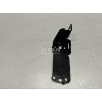 Кронштейн радиатора BMW 1-serie E87/E81 (2004 - 2011) 51647117811