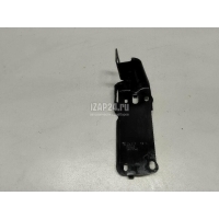 Кронштейн радиатора BMW 1-serie E87/E81 (2004 - 2011) 51647117812