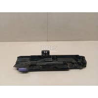 Кронштейн радиатора BMW 1-serie E87/E81 (2004 - 2011) 17107524914
