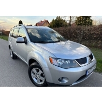 Outlander 2.0 di - d 4wd