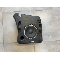 TESLA S 2013r. GŁOŚNIK SUBWOOFER 1004833 - 05 - C