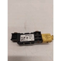 AUDI A4 B6 02 CZUJNIK UDERZENIA 8E0959643A