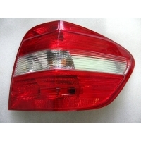 MERCEDES ML W164 LAMPA TYŁ TYLNA PRAWA