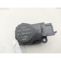 Моторчик заслонки отопителя Mercedes W211 (E) 2002 2308201242