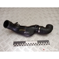 Патрубок воздушного фильтра Nissan Primera P11 2000