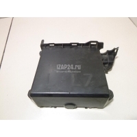 Крышка блока управления двигателем Mazda Mazda 5 (CR) (2005 - 2010) LFL718786A