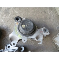 Лапа крепление renault 112213461r