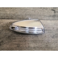 Повторитель в зеркало передний правый Mercedes C W204 2008 A2048200821