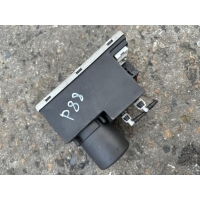 Компрессор центрального замка Audi A4 1999 8d0862257b