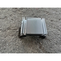 HYUNDAI IX35 WZMACNIACZ RADIA NAWIGACJI 963702Y000