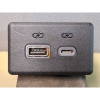 Разъем AUX / USB Chevrolet Blazer 3 2019 13525891