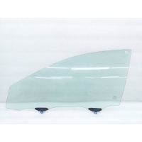 Стекло двери Toyota Camry 70 2018 6810206360