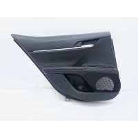 Обшивка двери Toyota Camry 70 2018 6764006M00C7, 6764006M00
