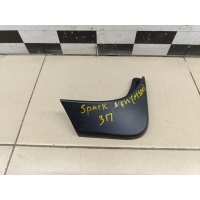 Брызговик задний правый Chevrolet Spark 2011-2015 96975436