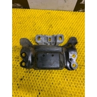 Подушка двигателя SKODA OCTAVIA A7 2015 5Q0199555AB