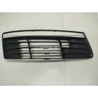 Решетка в бампер правая VAG Q7 [4L] (2005 - 2015) 4L080769801C