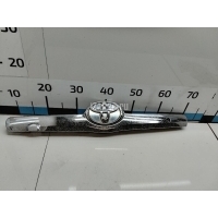 Накладка крышки багажника Toyota Camry V40 (2006 - 2011) 7681133250