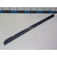Уплотнитель стекла двери Toyota Land Cruiser (200) 2008 6817160070