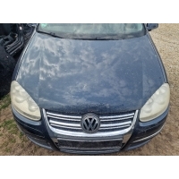 Капот volkswagen jetta 2006 год