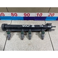 Форсунка топливная Volkswagen Golf Mk4 (1997—2006) 037906031AA