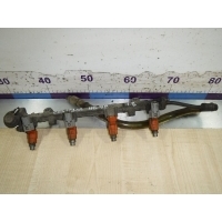 Форсунка топливная Mitsubishi Carisma I (1995—1999) DA1A 2002 MD317108