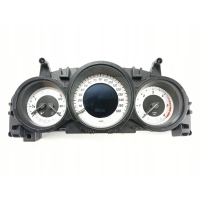 LICZNIK ZEGARY MERCEDES C W204 LIFT 2.2 CDI A2049005813 UK