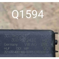 Блок управления крышкой багажника Volkswagen Touareg III (2018—2023) 2019 3G0962243C