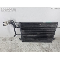 Радиатор охлаждения (конд.) Volkswagen Passat B5 1998 8d0260401e