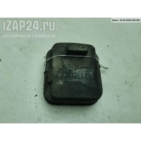 Кронштейн радиатора Volkswagen Passat B5 2000 8d0121276