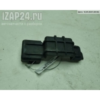 Кронштейн радиатора Volkswagen Passat B5+ (GP) 2001 8d0260427