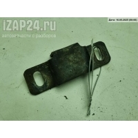 Кронштейн радиатора Volkswagen Passat B5 2000 4d060427