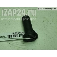 Кронштейн радиатора Volkswagen Passat B5 1998 8d0121200
