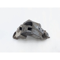 Кронштейн опоры двигателя Toyota Camry 70 2018 1230336040