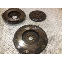 Комплект сцепления Nissan Almera Tino 2000 30100BN300