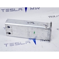 Усилитель бампера Tesla Model Y 2021 1109193-00