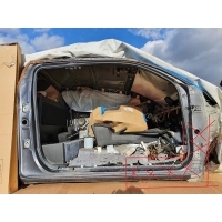 Hilux 16 - 2023 порог отправка правая extra cab 1.5 cab