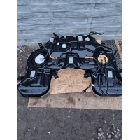 Джип гранд cherokee wk2 рестайлинг 19r бачёк топлива 3.0 crd