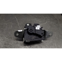 A2047400435 zamek klapy mercedes w212