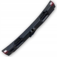 OSŁONA KLAPY BAGAŻNIKA OWIEWKA MERCEDES 204 A2047400472
