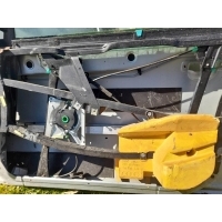 Audi a4 b5 механизм стекло правая передняя 8d0837398