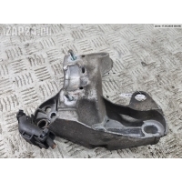 Кронштейн двигателя опорный Прав. Volkswagen Passat B5 1997 4b0199352