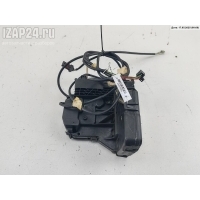 Замок двери передней левой Mercedes W203 (C) 2005 2037200135